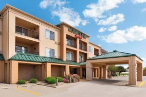 Image of Courtyard by Marriott Bloomington Normal