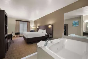 Image of Comfort Inn & Suites
