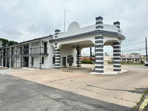 Image of Sherman Inn