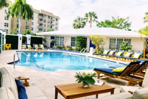Image of Casa Cordova Apartments By Lowkl