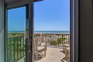 Image of 105 Sailmaker