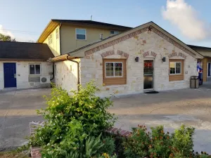 Image of Lone Star Inn by FairBridge
