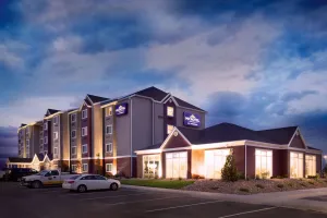 Image of Microtel Inn & Suites by Wyndham Vernal/Naples