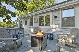 Image of Football Fans Lake Retreat - 5 Mins to Gillette!