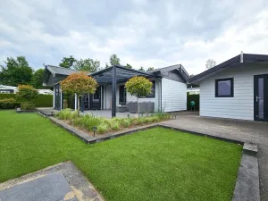 Image of Beautiful Holiday Home With Garden