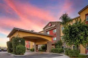 Image of Best Western Plus Wasco Inn & Suites