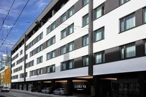 Image of Roomers Munich, Autograph Collection