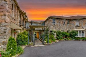 Image of Echo Mountain Inn