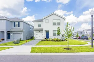 Image of 6 Bedrooms- 5 Bathrooms- Champions Gate 1593 Fd