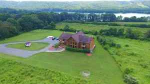 Image of Spacious 8bd 7ba Log Home on Beltzville Lake in Southern Poconos - No Prom