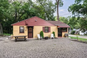 Image of Spacious 3BR House with Firepit Grill Near Beach