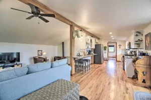 Image of Lovely Barn Loft w/ Mountain Views on Horse Estate