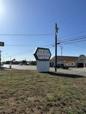 Image of Llano Motel