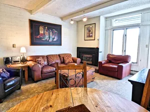 Image of Lift Tickets Near Ski Hot Tubs Wifi Fireplace, Multi-level Unit