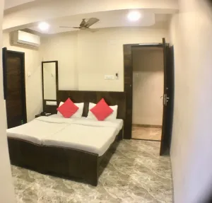 Image of FabExpress Shalimar