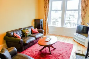 Image of Newly Furnished Flat on Leith Walk, Sleeps 4