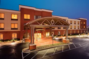 Image of Holiday Inn Express Hotel & Suites Bethlehem Airport/Allentown area by IHG