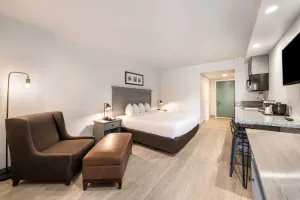 Image of Suburban Studios Williamsburg Central