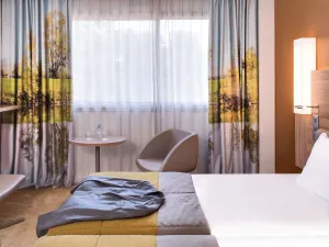Image of Hôtel Mercure Mâcon Bord de Saône
