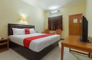 Image of RedDoorz at Jalan Babepalar Rike Manado