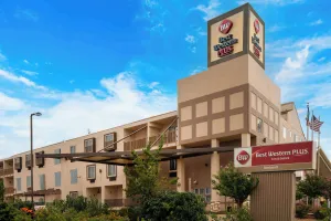 Image of Best Western PLUS Rockwall Inn & Suites
