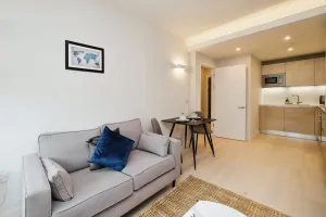 Image of Brand New 1 Bed Apt - Seven Stays Bracknell