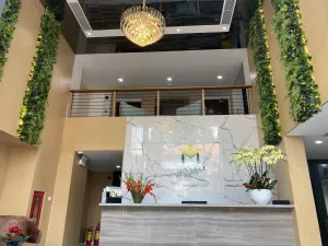 Image of Melina Turtle Lake Saigon Center