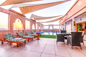 Image of Platinum Hotel