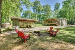 Image of Woodsy Hayesville Home on Jackrabbit Trail!