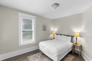 Image of 10 Mins to Legion Field- Ensley Highlands Hideaway