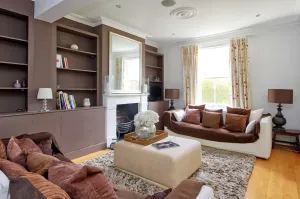 Image of Stunning 3 bed Home With Garden - Wandsworth