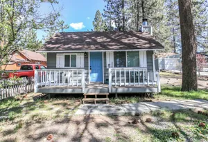 Image of Knotty Knight- Walking distance to the lake as well as the Village!