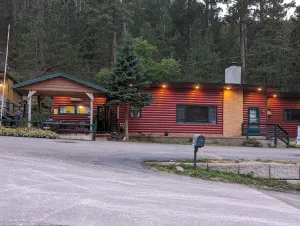 Image of Ponderosa Pines Inn and Cabins