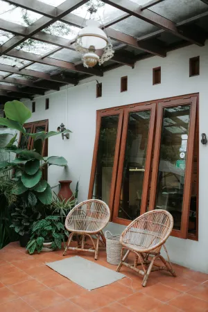 Image of House of Moedjito