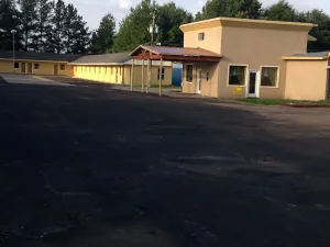Image of Pleasure Point Inn & Suites