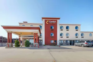 Image of Comfort Suites Fairgrounds West