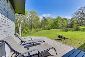 Image of 5 Mi to Lake Texoma: Wooded Retreat on 3 Acres!