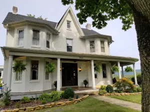Image of Beaver Creek Inn and Spa
