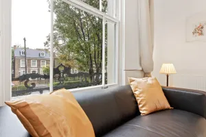 Image of Light 1 Bedroom Apartment with Balcony in Brixton