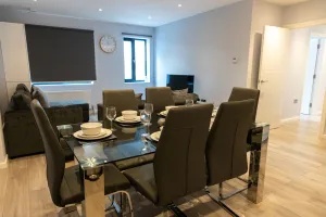 Image of London Heathrow Bath Road Flats