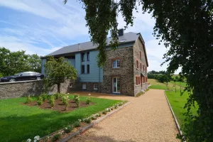Image of Leuk Huis met Zwembad