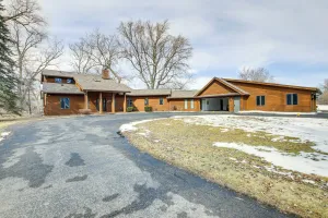 Image of Lake Winnebago Family Retreat: Dock & Deck!