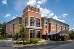 Image of DoubleTree by Hilton Hotel Savannah Airport