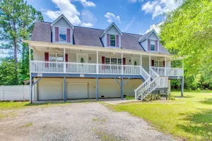 Image of < 1/8 Mi to Boat Ramp: Family Home in Conway