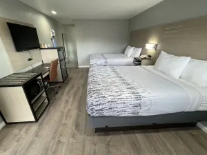 Image of Copper Manor Motel