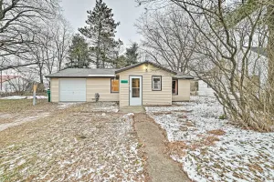 Image of Quaint Frederic Home Ski, Boat and Hike Nearby