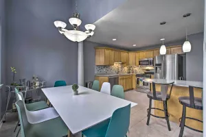 Image of Immaculate Family Townhome - Walk to Beach!