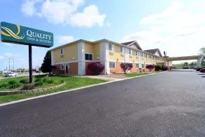 Image of Quality Inn & Suites Springfield Southwest near I-72