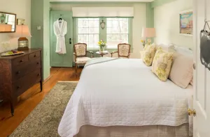 Image of Waldo Emerson Inn