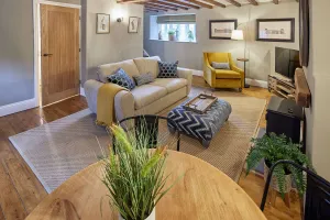 Image of Host Stay The Green Door
